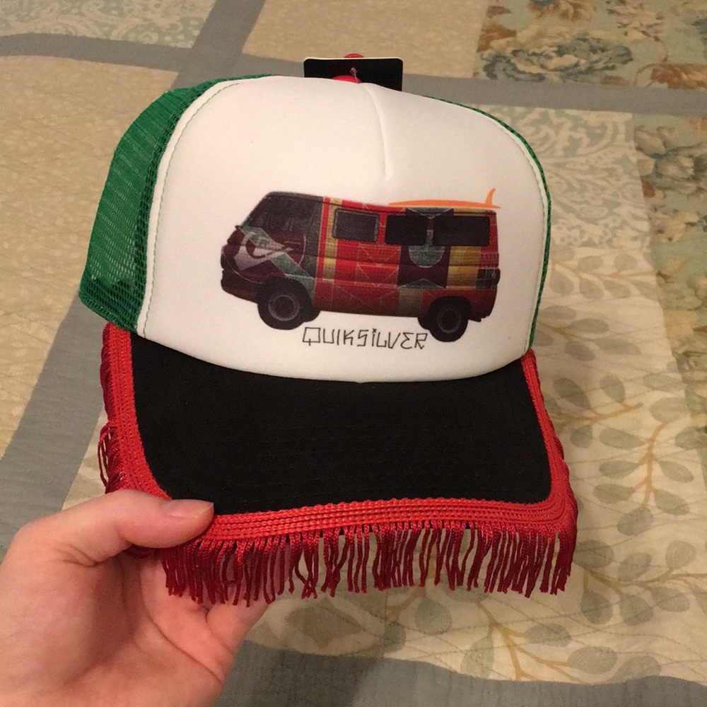 Quiksilver Trucker hat 🧢 really stylish
